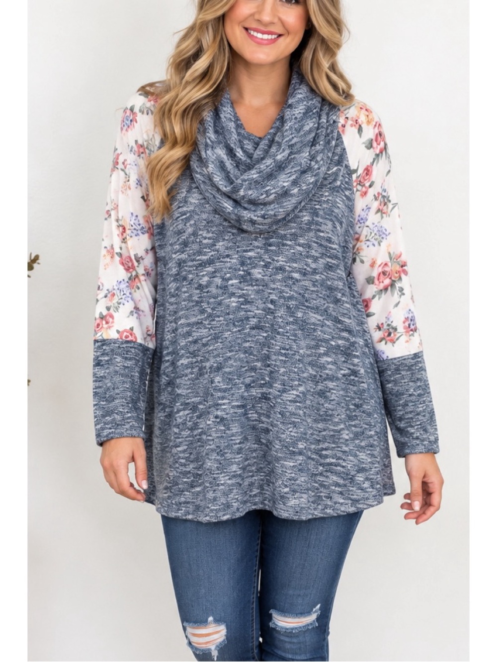 Acting Pro Blue Floral Sleeve Cowl Neck Tunic – Size XL